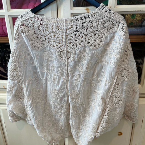 Boho Crochet Embroidered Ivory Women's Top - Picture 2 of 3